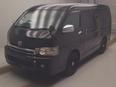 TOYOTA HIACE WAGON
