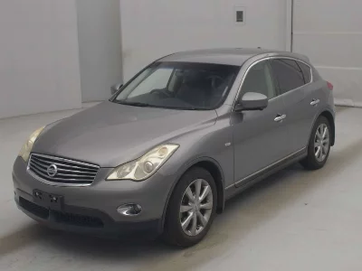 NISSAN SKYLINE CROSSOVER
