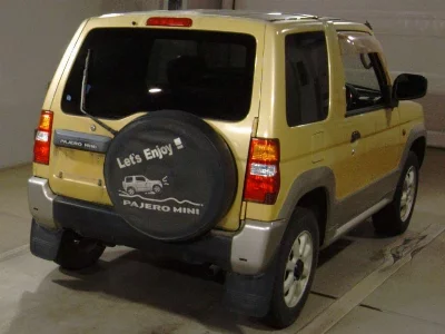 MITSUBISHI PAJERO MINI
