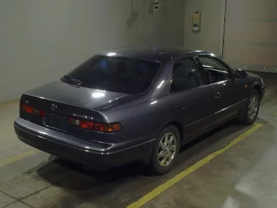 TOYOTA CAMRY GRACIA SEDAN
