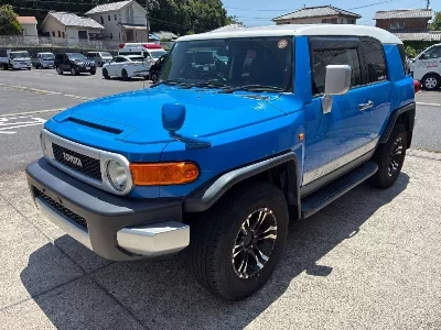 TOYOTA FJ CRUISER