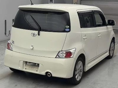 Toyota bB