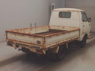 TOYOTA HIACE TRUCK