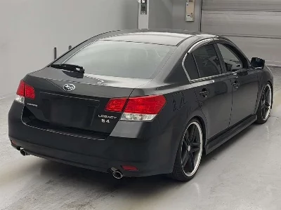 SUBARU LEGACY B4