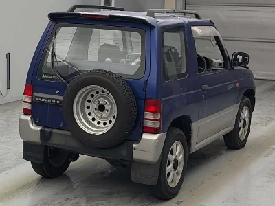 MITSUBISHI PAJERO MINI