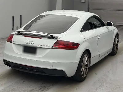 AUDI TT