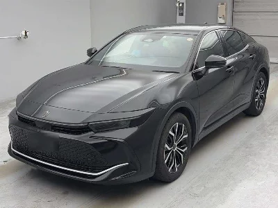 TOYOTA CROWN CROSSOVER