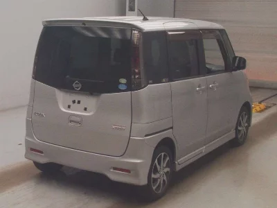 NISSAN ROOX