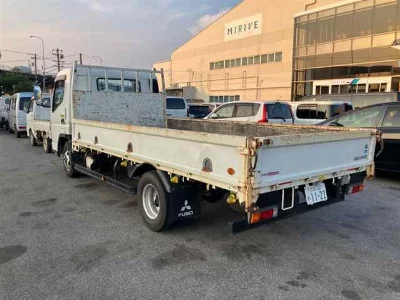 MITSUBISHI CANTER