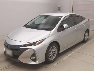 Toyota Prius PHV