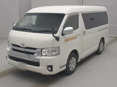 TOYOTA HIACE WAGON