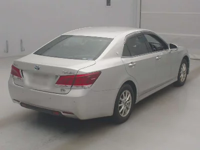 Toyota CROWN HYBRID
