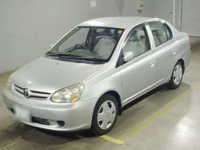 Toyota Platz
