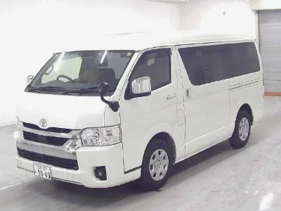 TOYOTA HIACE WAGON