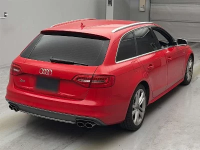 Audi S4 Avant