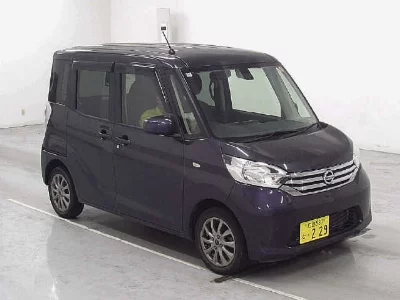 NISSAN DAYZ ROOX