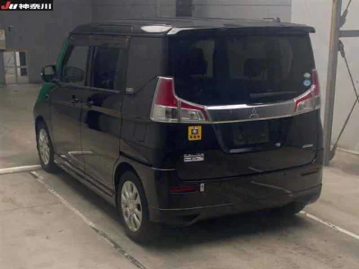 Mitsubishi Delica D:2