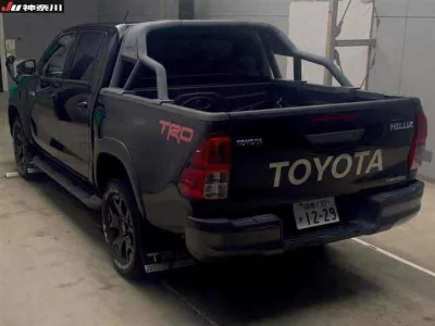 TOYOTA HILUX PICK UP