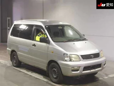 Toyota Lite Ace Noah