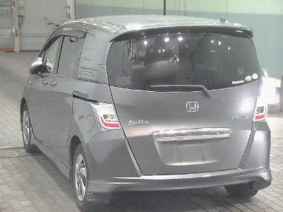 Honda FREED SPIKE