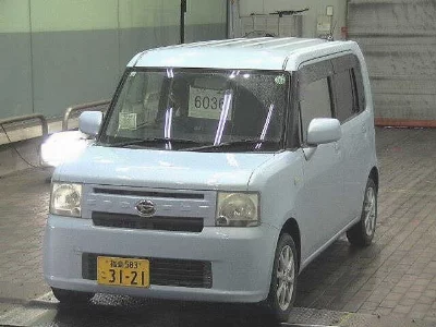 DAIHATSU MOVE CONTE
