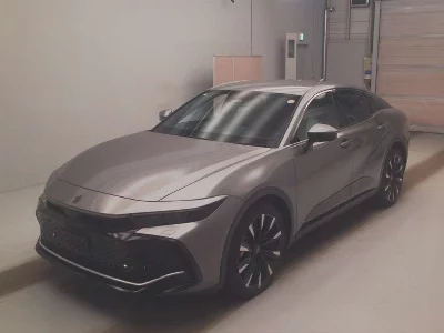 Toyota Crown Crossover