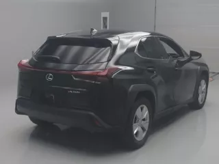 Lexus UX250h