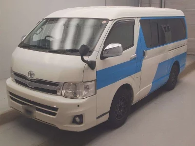 TOYOTA HIACE WAGON