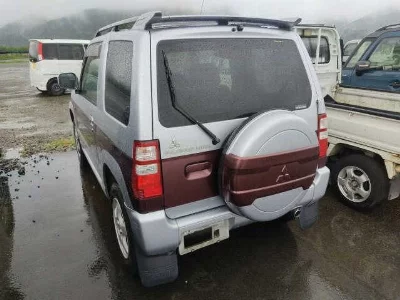 Mitsubishi Pajero Mini