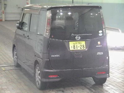 NISSAN ROOX
