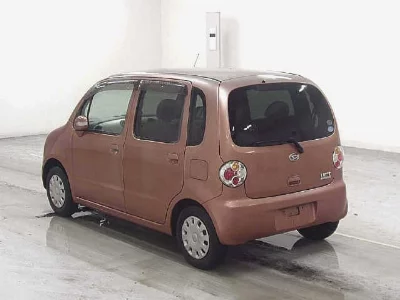 DAIHATSU MOVE LATTE