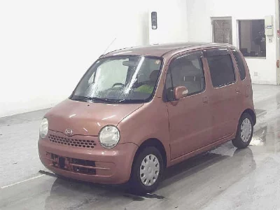 DAIHATSU MOVE LATTE