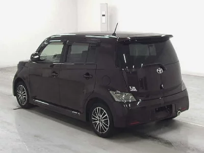 Toyota bB