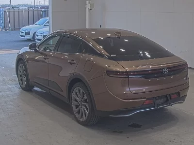 Toyota Crown Crossover