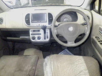 SUZUKI MRWAGON