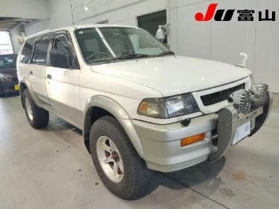 Mitsubishi Challenger
