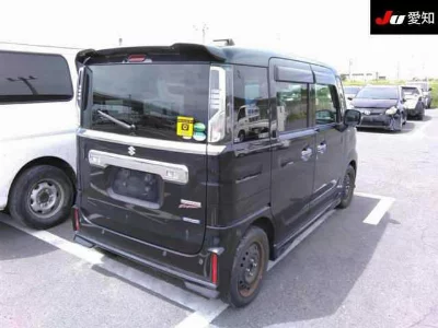 Suzuki Spacia Custom