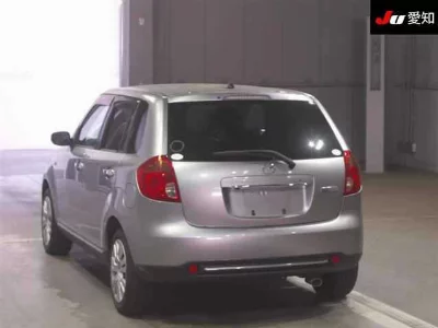 Mazda Verisa