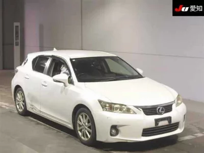 Lexus CT200h