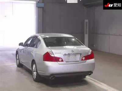 NISSAN FUGA