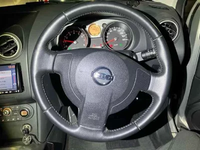 NISSAN DUALIS
