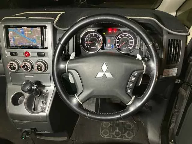 Mitsubishi Delica D:5  с аукциона в Японии