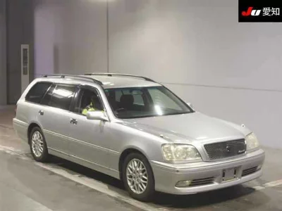 Toyota Crown Estate