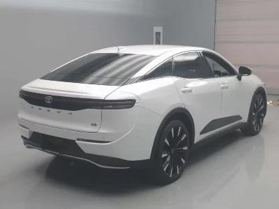 Toyota Crown Crossover