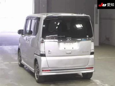 Honda N BOX CUSTOM