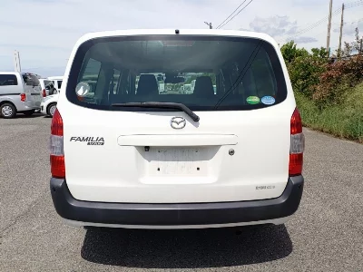 Mazda FAMILIA