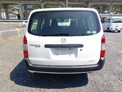 Mazda FAMILIA