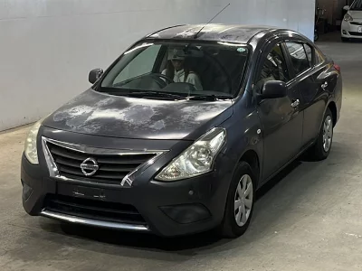 NISSAN TIIDA LATIO