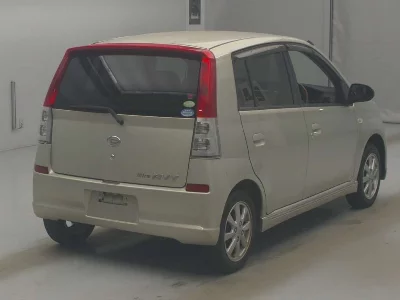 Daihatsu Mira Avy