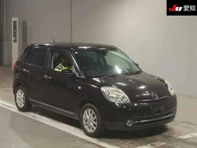 Mazda Verisa